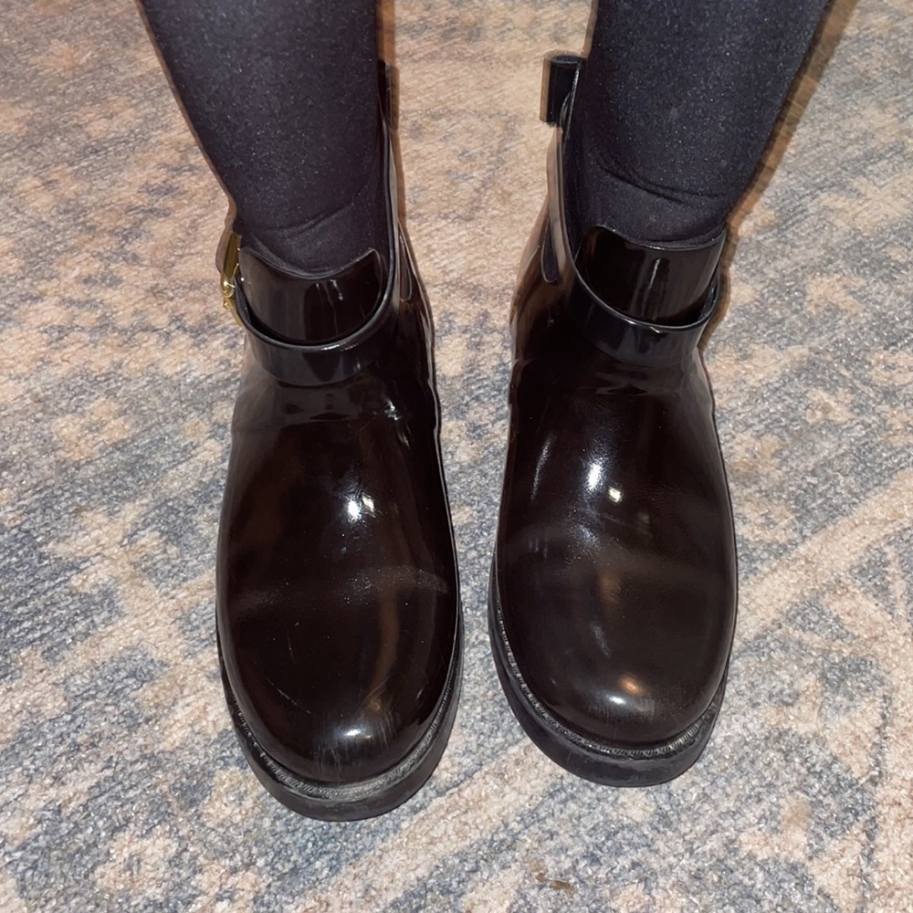 Kate Spade ♠️ Bliss Wellington Moto Rain Boots in Black size 8 - Picture 6 of 10